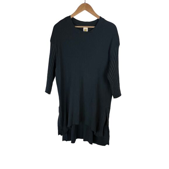 Heel Athens Sweaters - HEEL Athens Lab Women's Knit Sweater Size M-L 100% Cotton Dress
